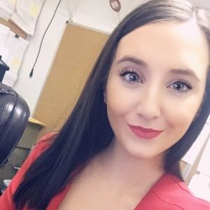 Meet your Posher, Erika